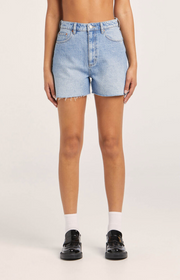 LEE HIGH RELAXED SHORT - RISK BLUE - WILD ROSE