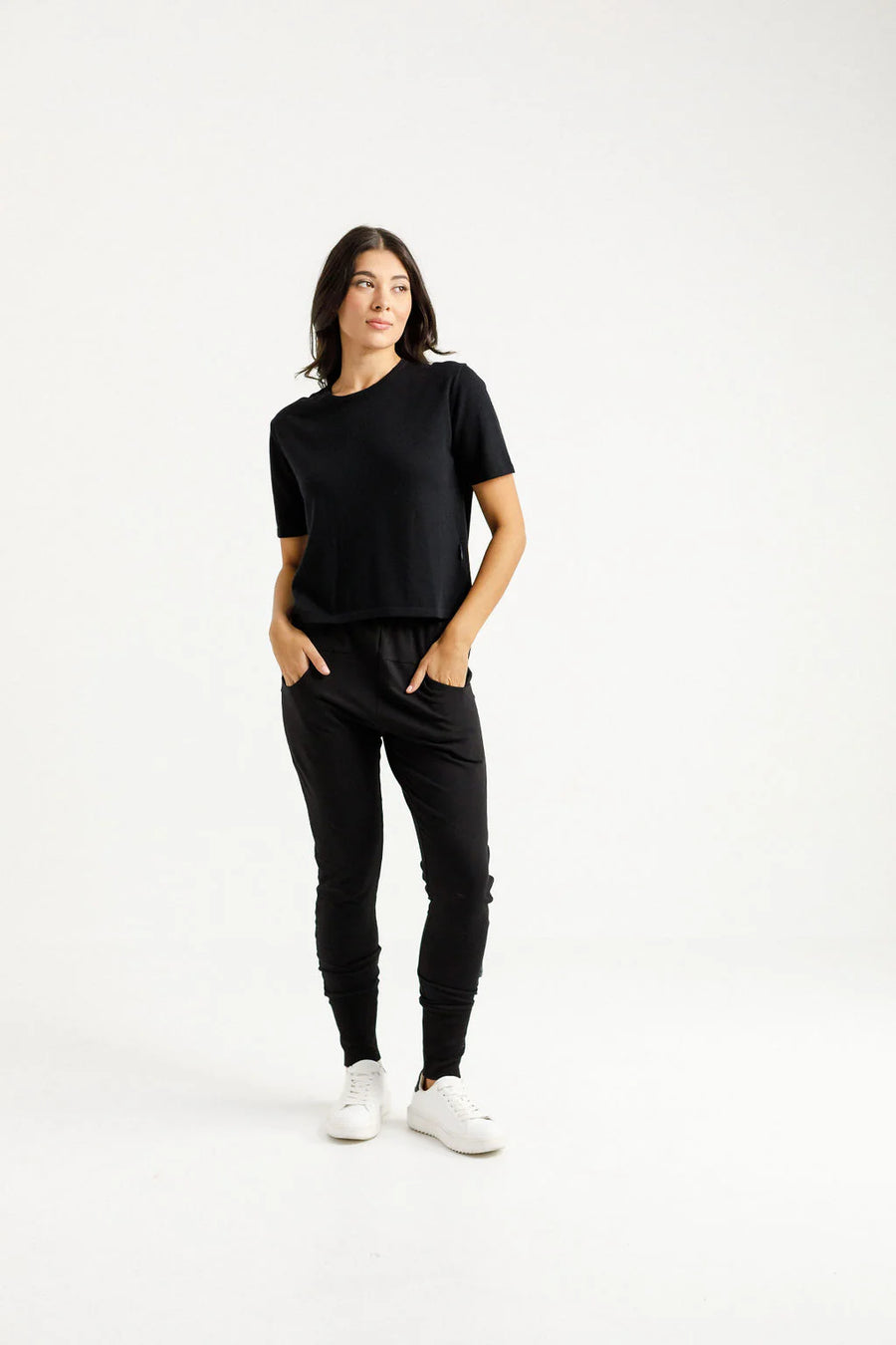 HOME-LEE APARTMENT PANTS WINTER - BLACK WITH LILAC DAMASK X