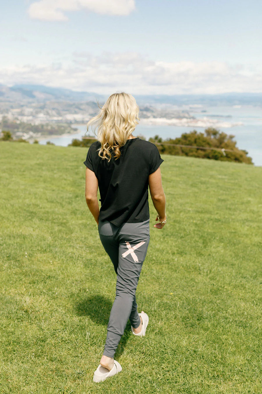 HOMELEE APARTMENT PANTS - GRAPHITE WITH BLOSSOM - WILDROSE