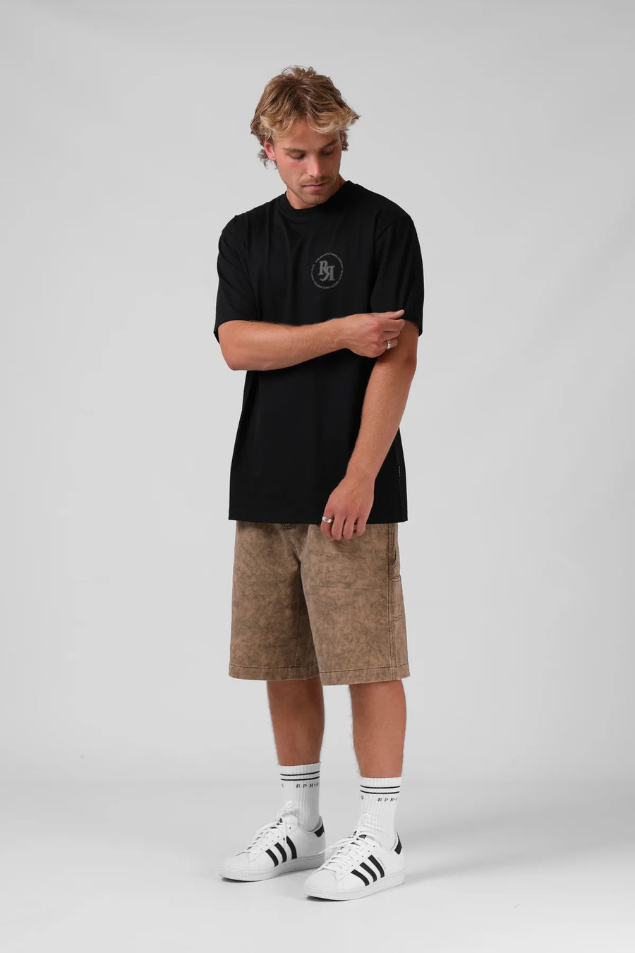 RPM CIRCLE PUFF TEE - BLACK - WILDROSE