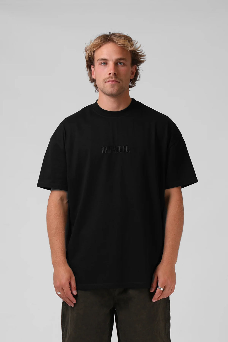 RPM EMB TEE - BLACK - WILDROSE