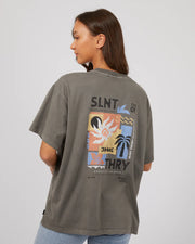 SILENT THEORY TILL DAWN TEE - COAL - WILDROSE