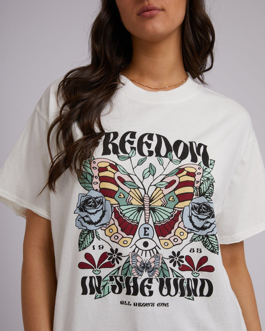 ALL ABOUT EVE IN THE WIND OVERSIZED TEE - VINTAGE WHITE - WILDROSE