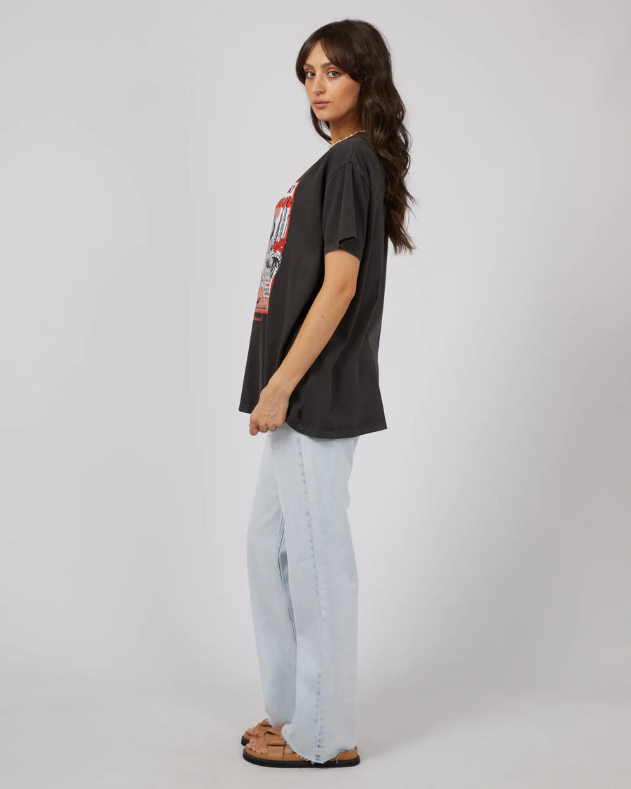 ALL ABOUT EVE ROCKY MOUNTAIN STANDARD TEE - WASHED BLACK - WILDROSE