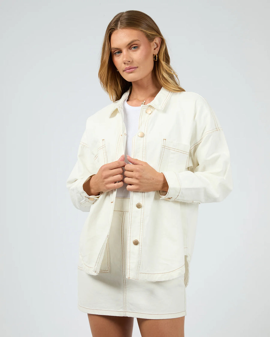 ALL ABOUT EVE COCO DENIM SHACKET - VINTAGE WHITE - WILDROSE