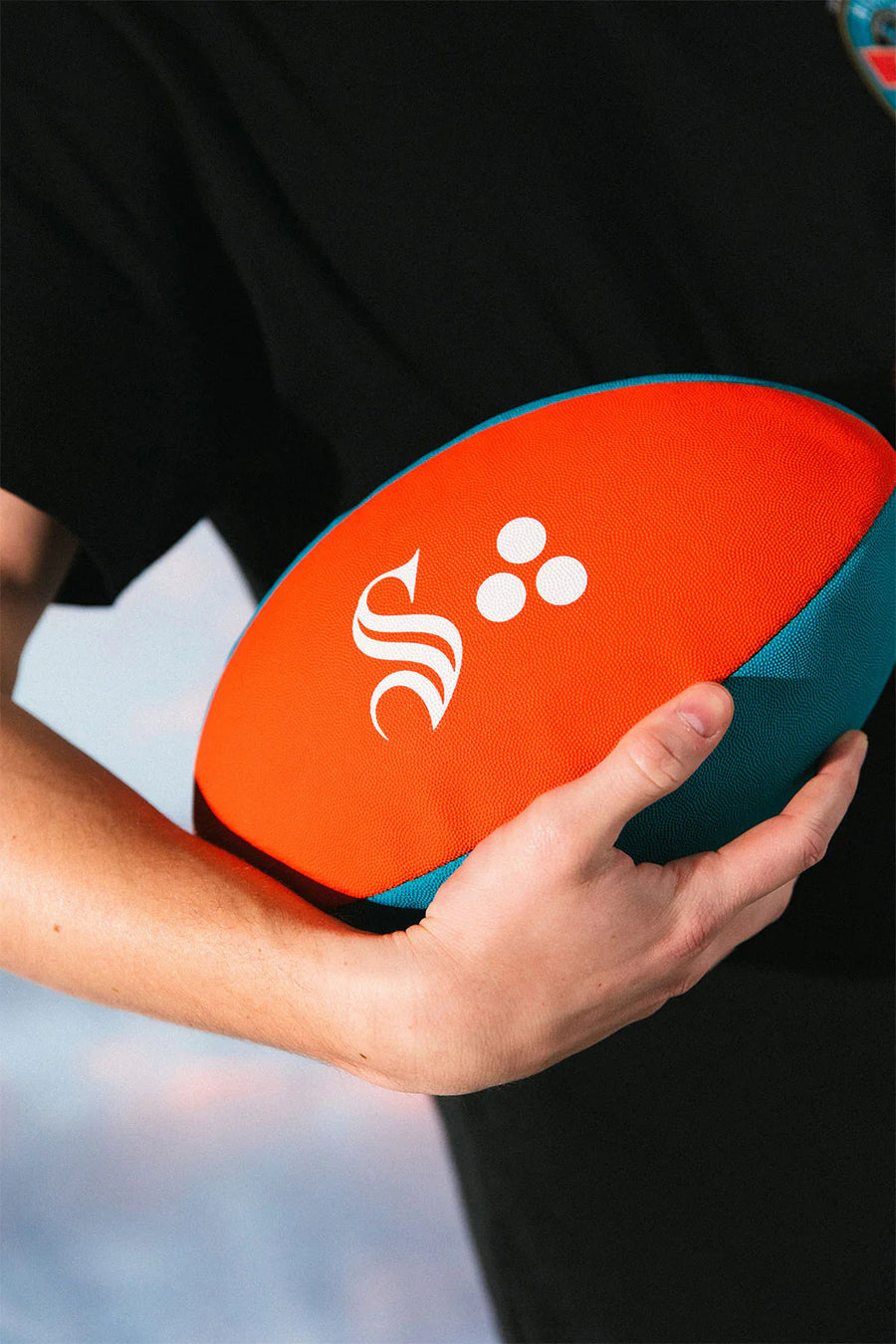 HUFFER - STEINLAGER RUGBY BALL - WILDROSE