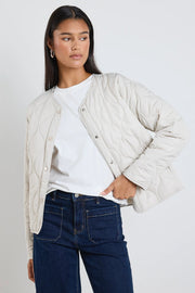 STORIES BE TOLD APEX PUTTY COLLARLESS PUFFER JACKET - WILDROSE