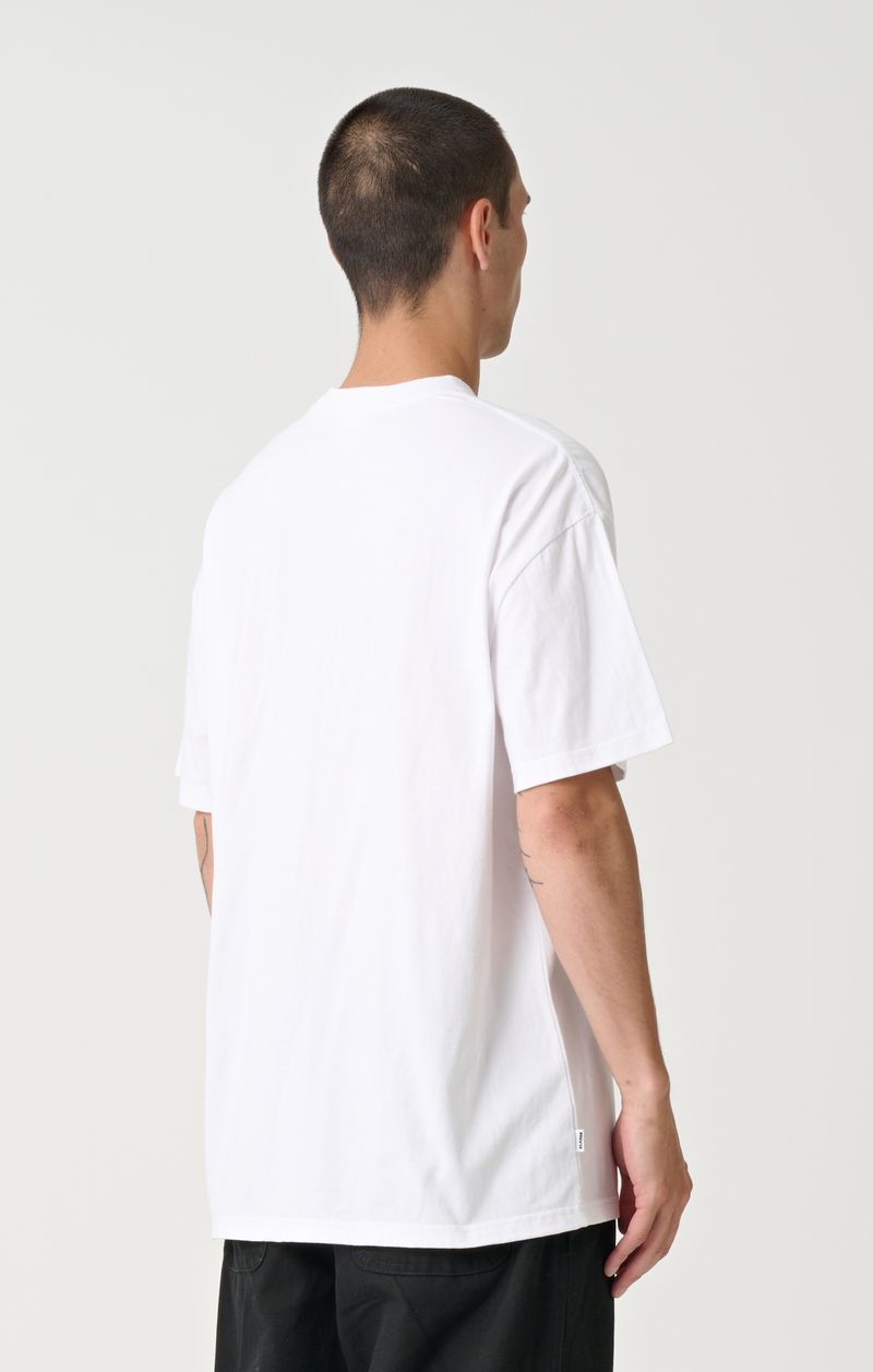 XLARGE APPLES SS TEE - SOLID WHITE - WILDROSE