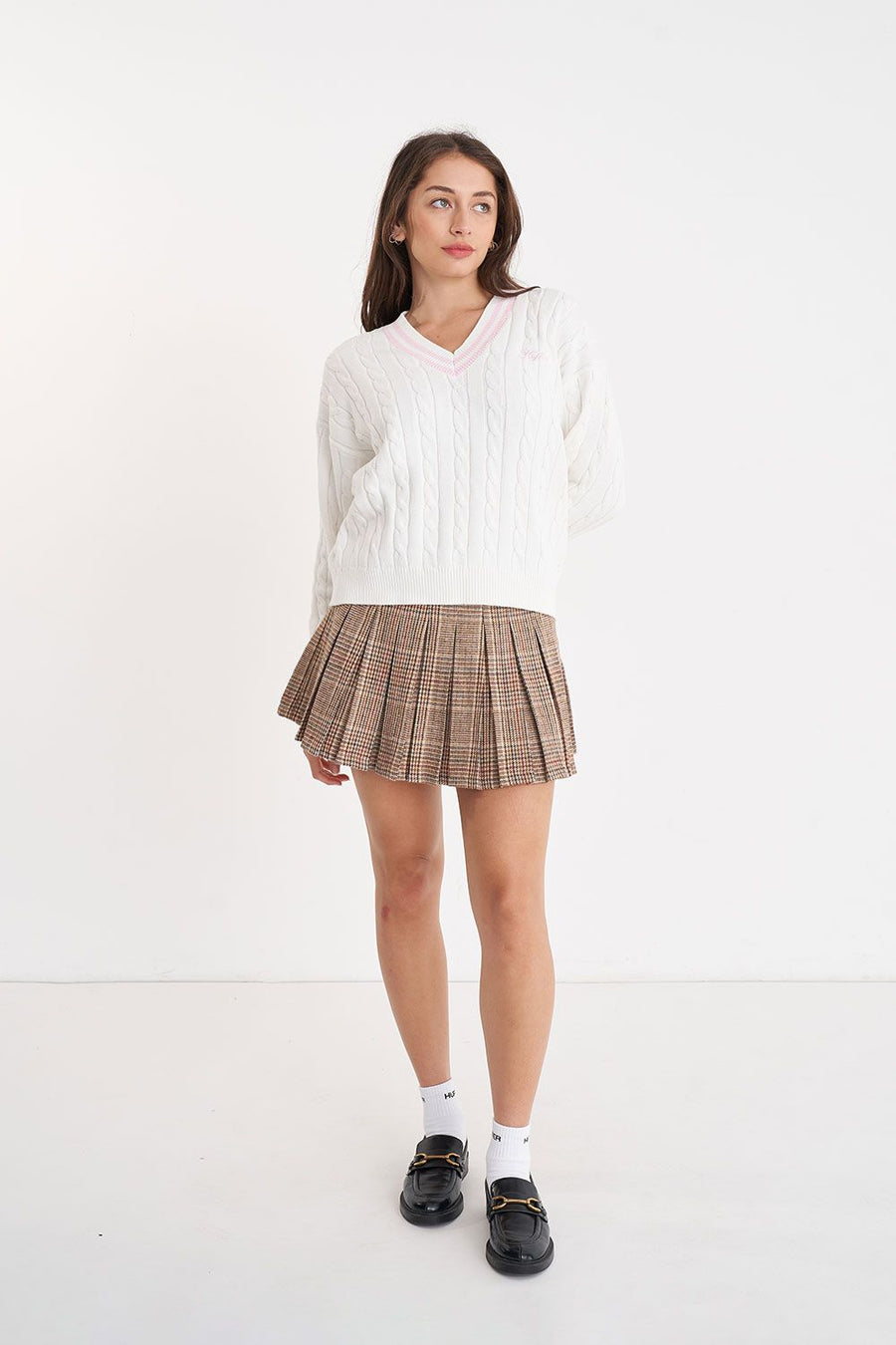 HUFFER V-NECK CABLE KNIT SWEATER - CHALK - WILDROSE