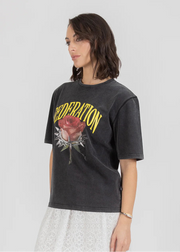FEDERATION CRUISE TEE - ROSE N THORNS - WASHED BLACK - WILDROSE