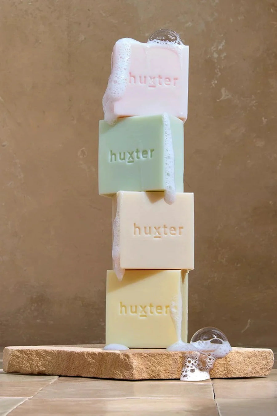 HUXTER BODY CLEANSING BAR - LYCHEE & APPLE BLOSSOM - WILDROSE
