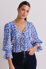 STORIES TO BE TOLD LIBERATION BLUE FLORAL BOW FRONT SLEEVE TOP - WILDROSE