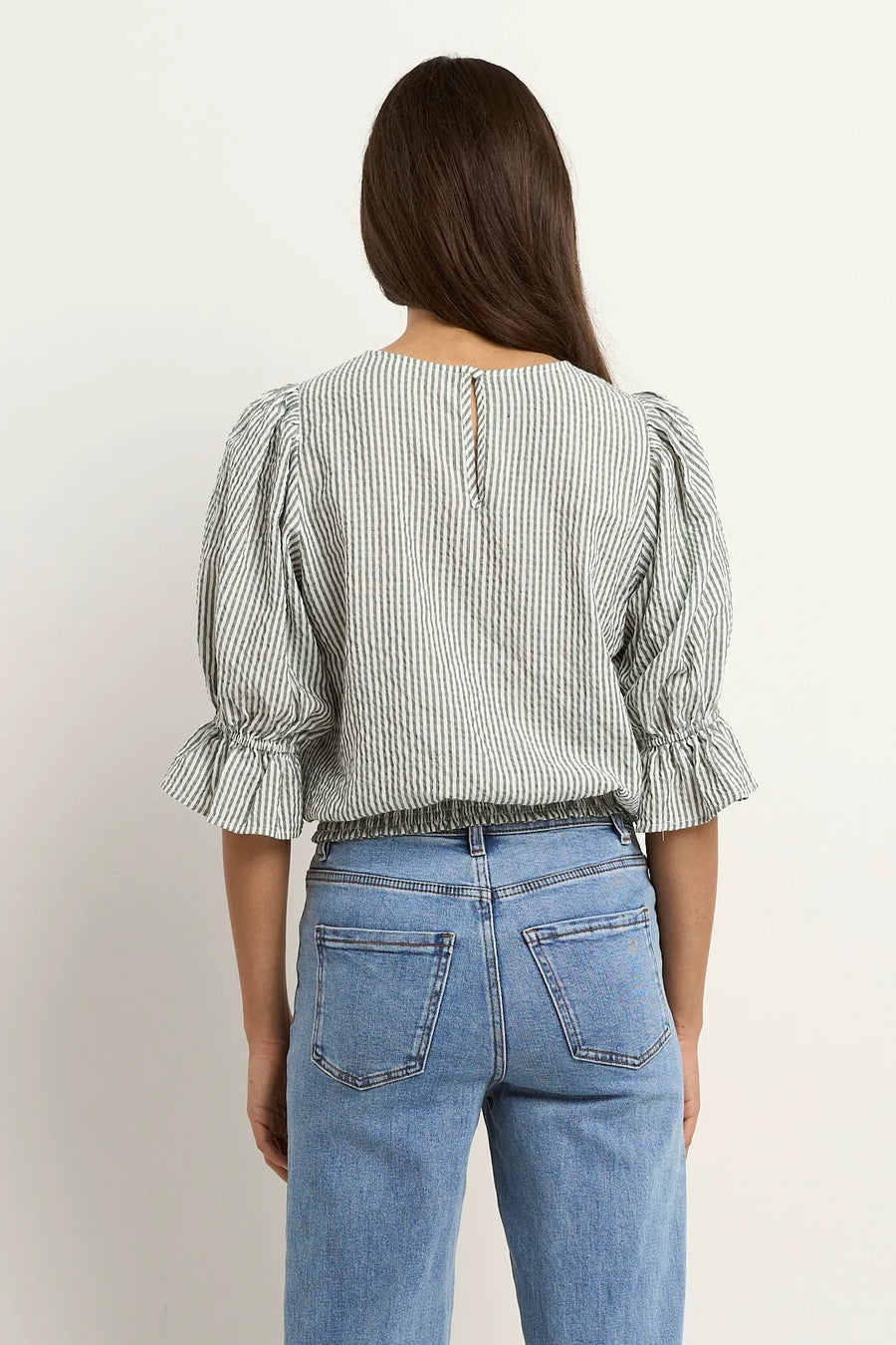 IVY + JACK LOVELY KHAKI STRIPE SHIRRED BACK SS TOP - KHAKI STRIPE - WILDROSE