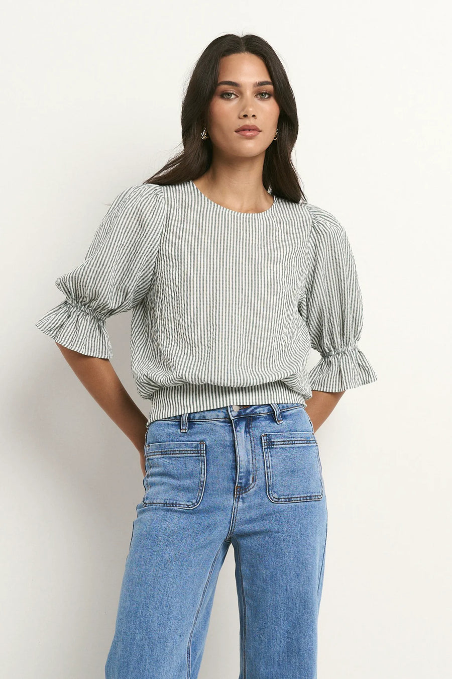IVY + JACK LOVELY KHAKI STRIPE SHIRRED BACK SS TOP - KHAKI STRIPE - WILDROSE