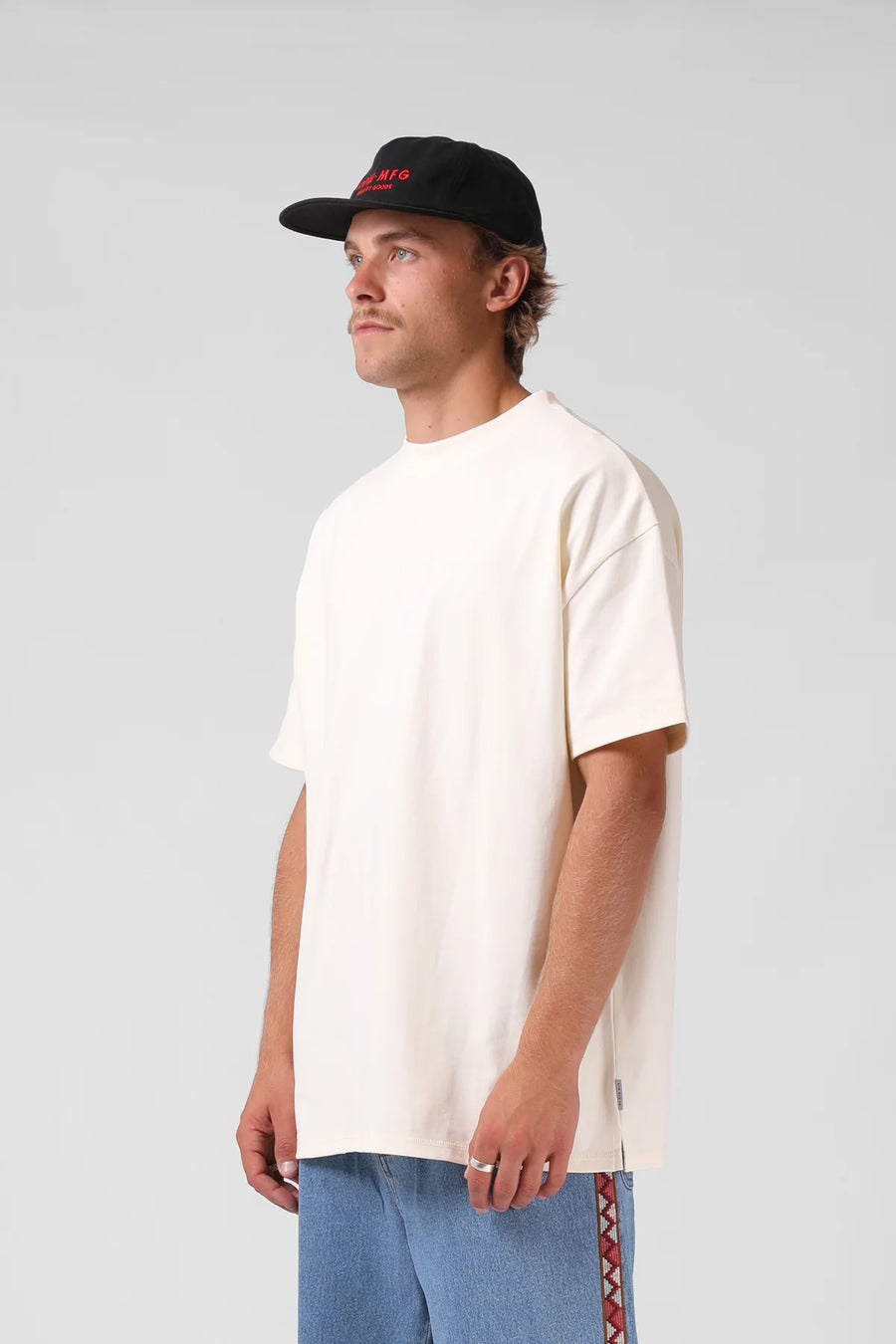 RPM SANDED OS TEE - OFF WHITE - WILDROSE