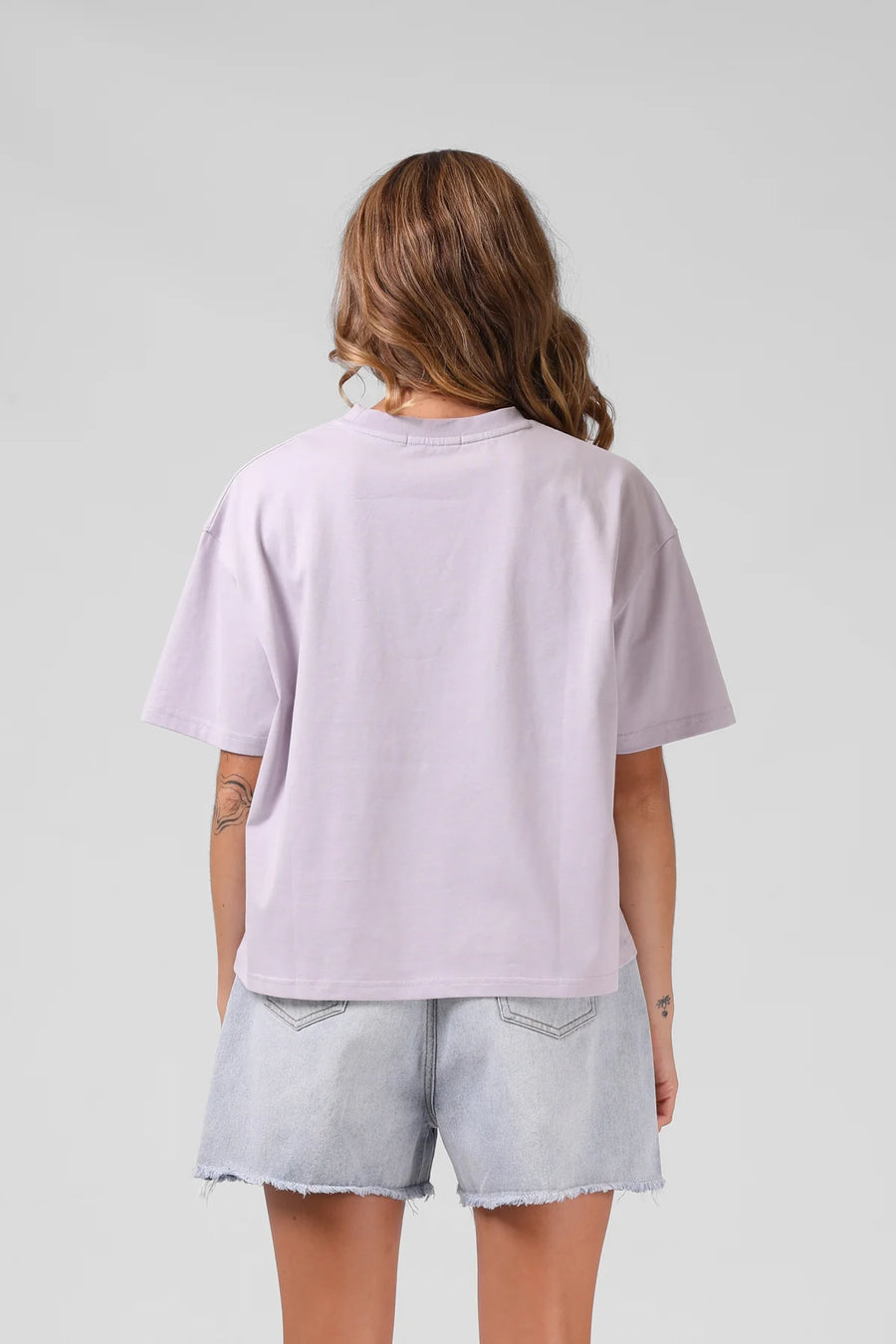 RPM SQUARE TEE - FADED LILAC - WILDROSE