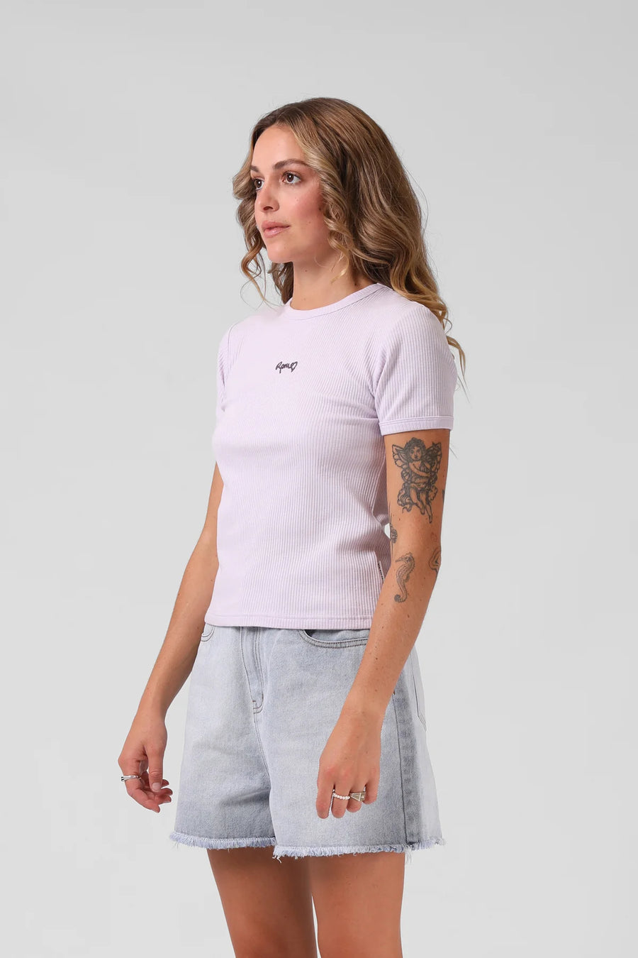 RPM HEART RIBBED TEE - FADED LILAC - WILDROSE