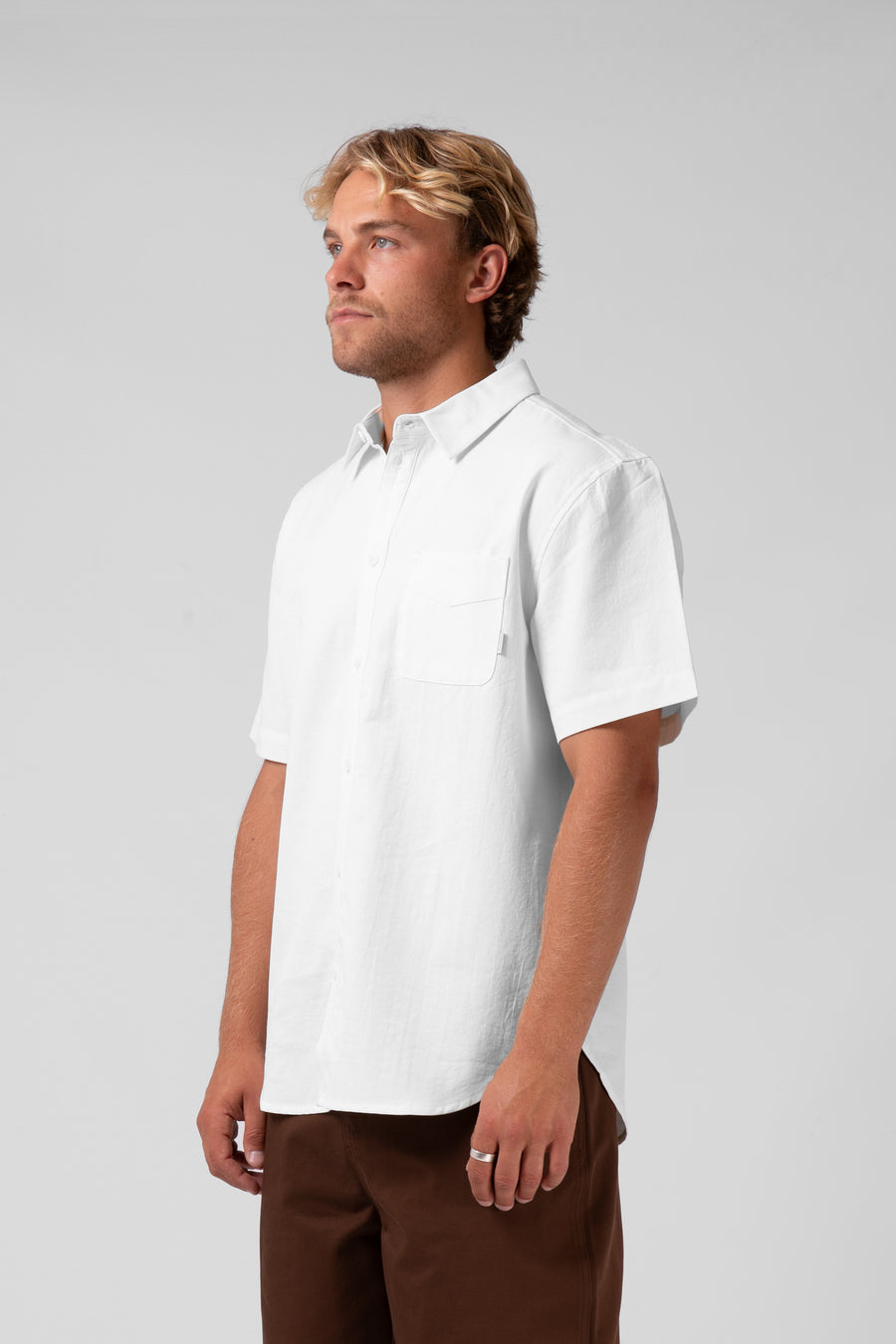 RPM SCOOP SHIRT - WHITE - WILDROSE