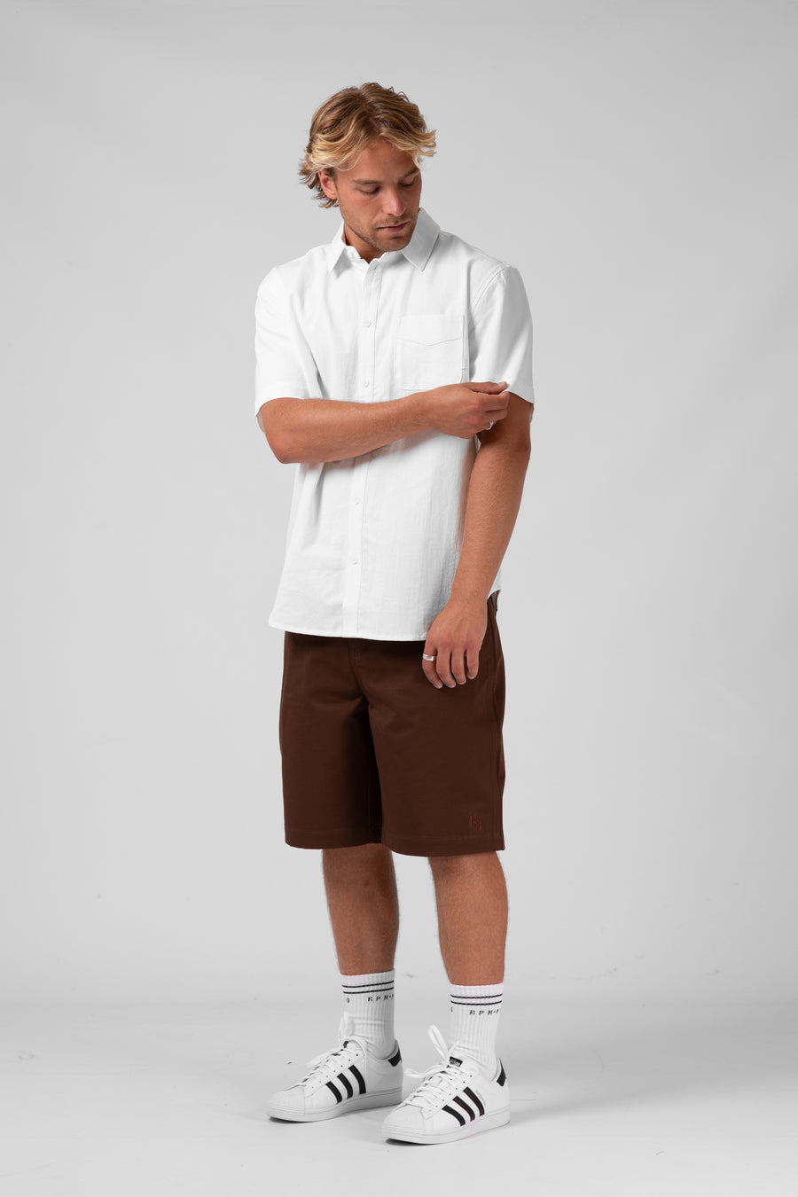 RPM SCOOP SHIRT - WHITE - WILDROSE