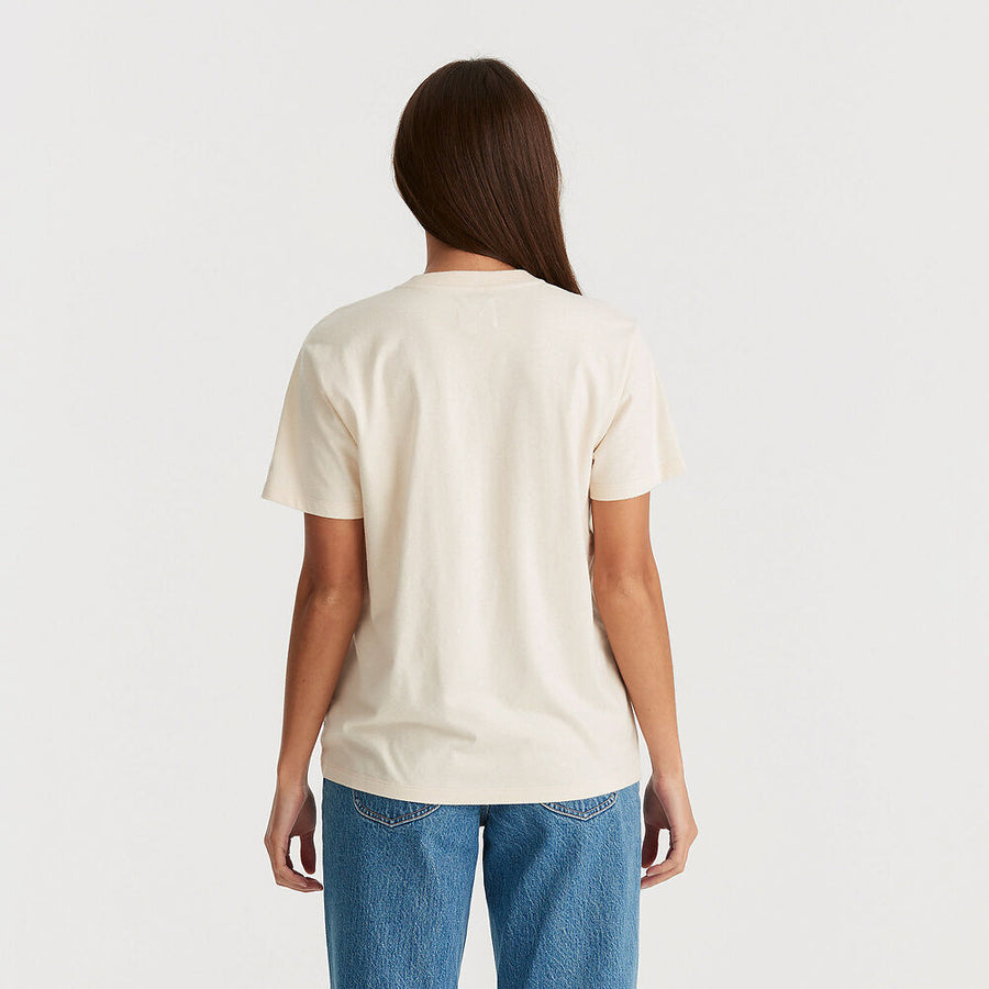 RIDERS BY LEE RELAXED TEE - OAT MILK - WILDROSE