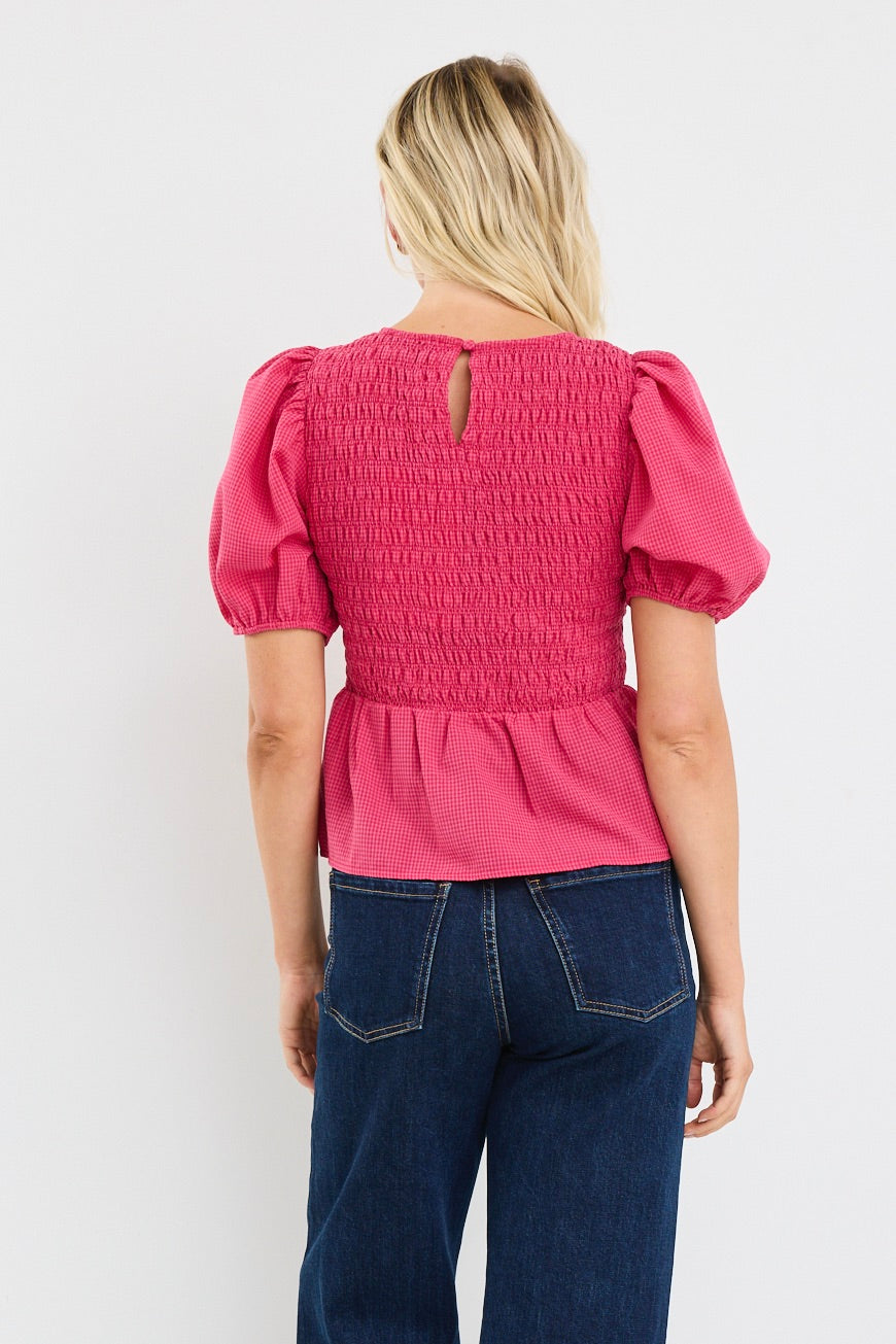 AMONG THE BRAVE REQUITE RASPBERRY DITSY GINGHAM SHIRRED BODY SS TOP - WILDROSE