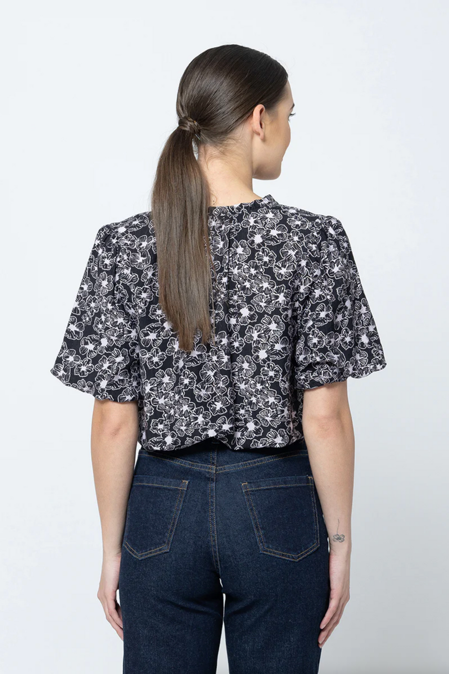 SEEKING LOLA TREASURE TOP - PETAL SKETCH - WILDROSE