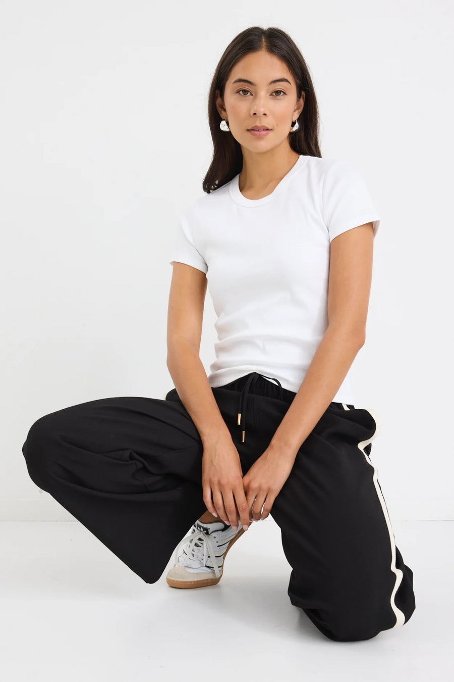 STORIES BE TOLD TOWNIE WIDE LEG PANT - BLACK - WILDROSE