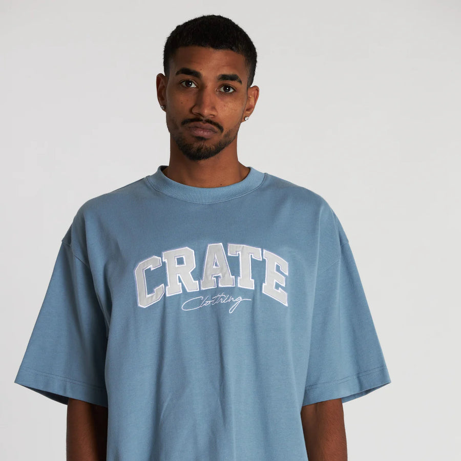 CRATE VARSITY BOX FIT T-SHIRT - MUTE BLUE - WILDROSE