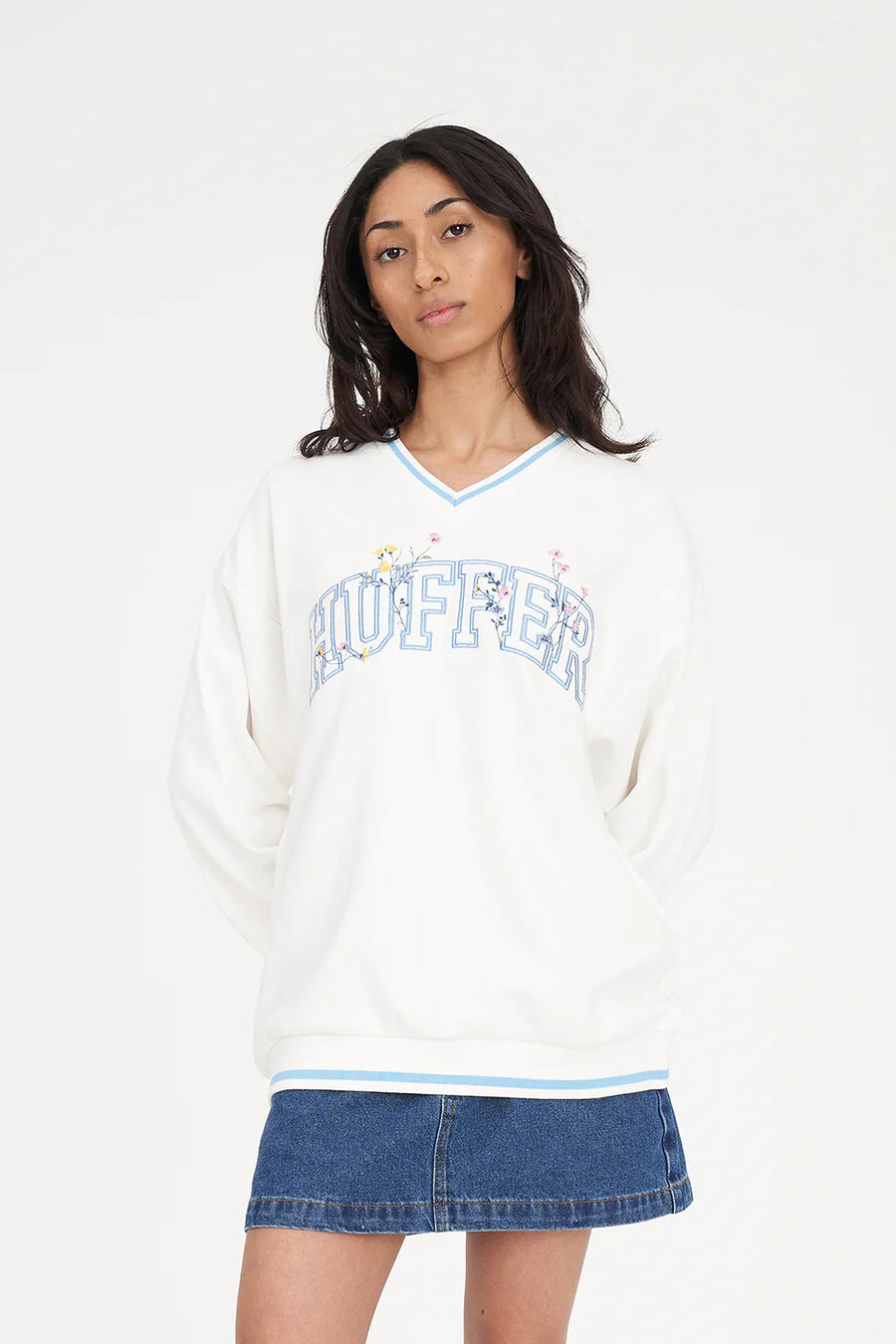 HUFFER V-NECK GIRLFRIEND SWEAT - CHALK - WILDROSE
