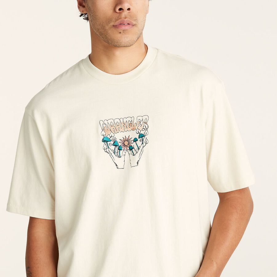 WRANGLER LINO SHROOM SLACKER T SHIRT - ECRU - WILDROSE