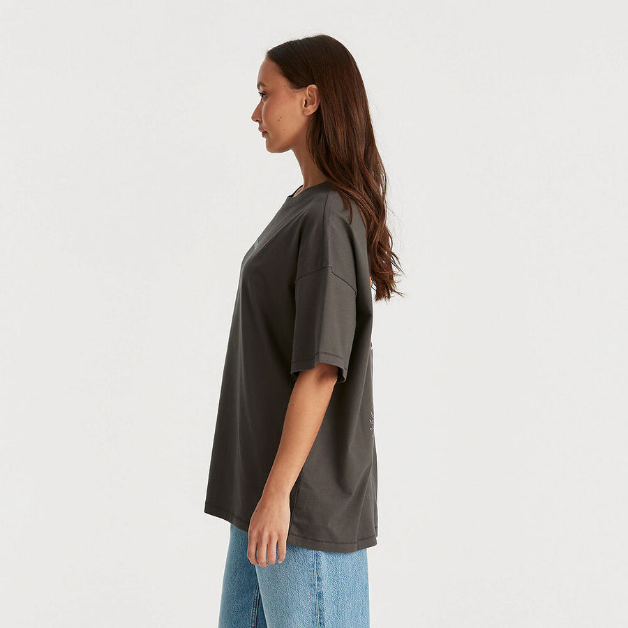 WRANGLER SPIRALLING BOXY SLOUCH TEE - WILDROSE