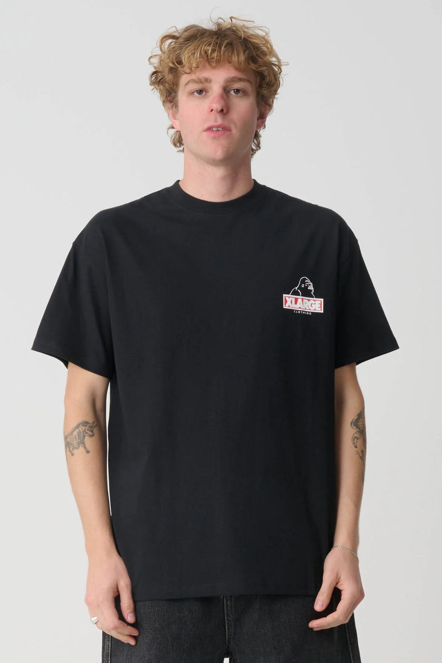 XLARGE STACK SS TEE - BLACK - WILDROSE