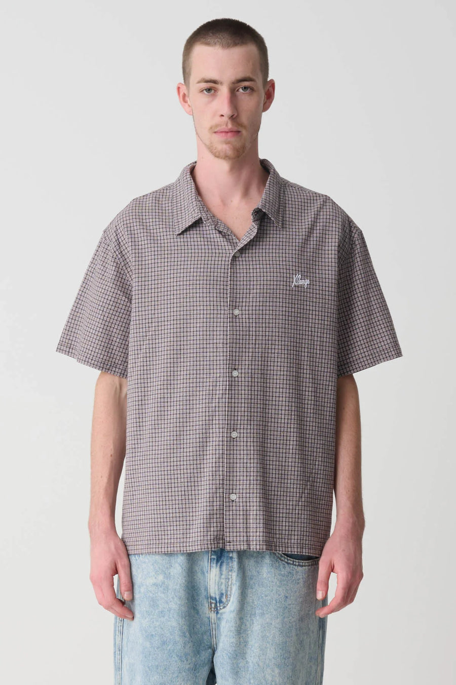 XLARGE OXFORD SCRIPT SS SHIRT - BLACK - WILDROSE