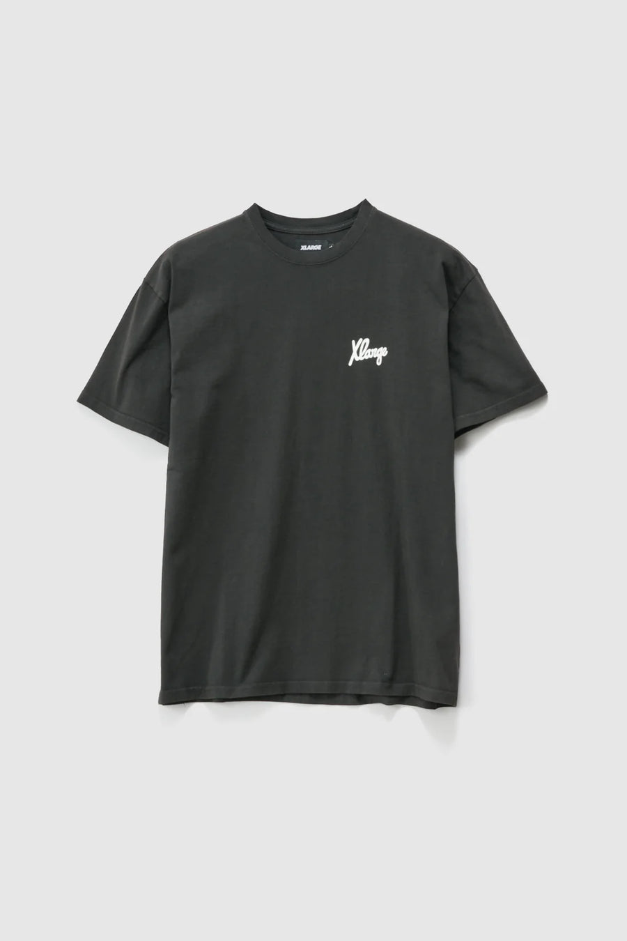 XLARGE LUCKY SS TEE - PIGMENT BLACK - WILDROSE
