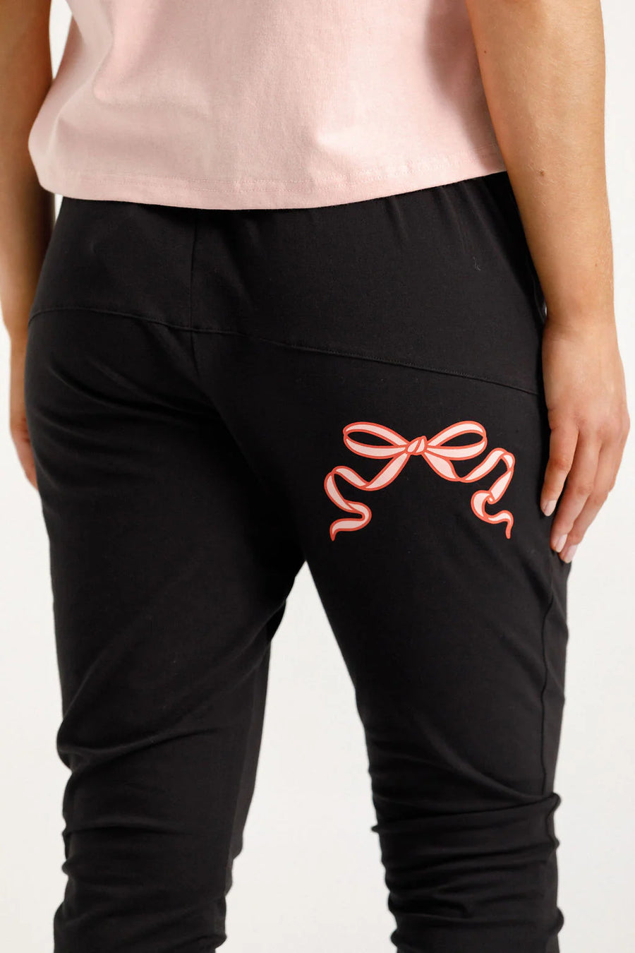 HOMELEE APARTMENT PANTS - BLACK WITH BLOSSOM BERRY BOW - WILDROSE
