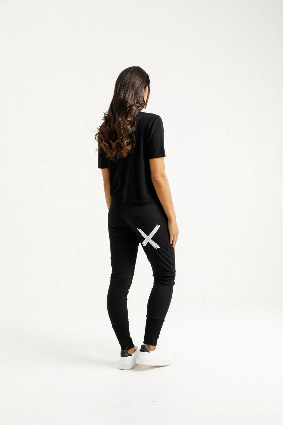 HOME-LEE APARTMENT PANTS WINTER - BLACK WITH LILAC DAMASK X - WILDROSE