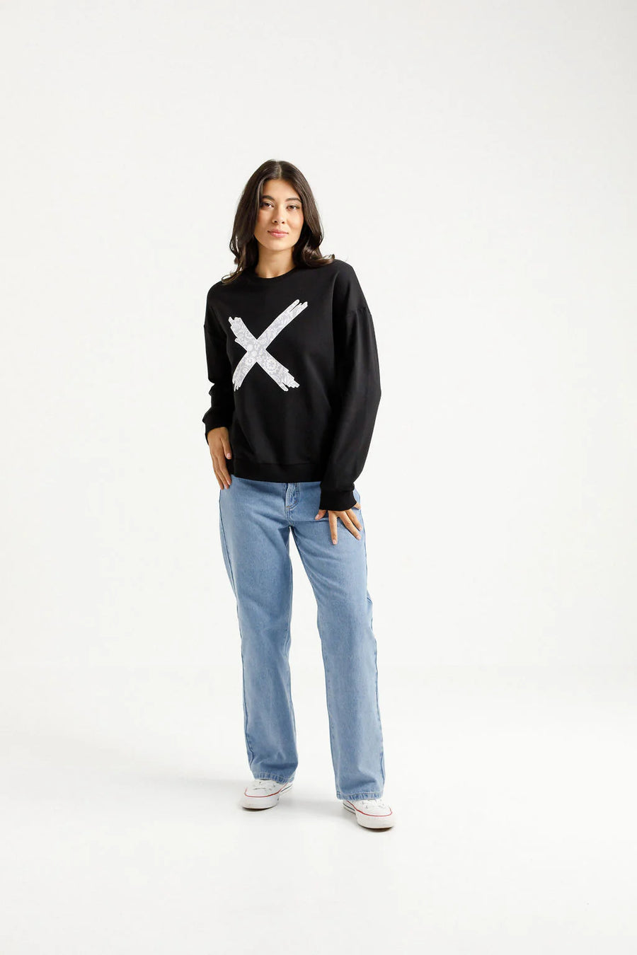 HOME-LEE KAYLA CREW - BLACK WITH LILAC DAMASK X - WILDROSE