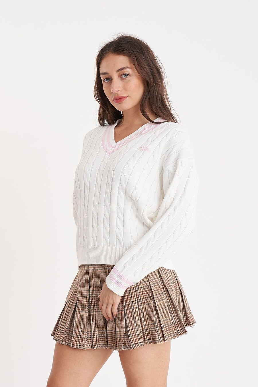 HUFFER V-NECK CABLE KNIT SWEATER - CHALK - WILDROSE