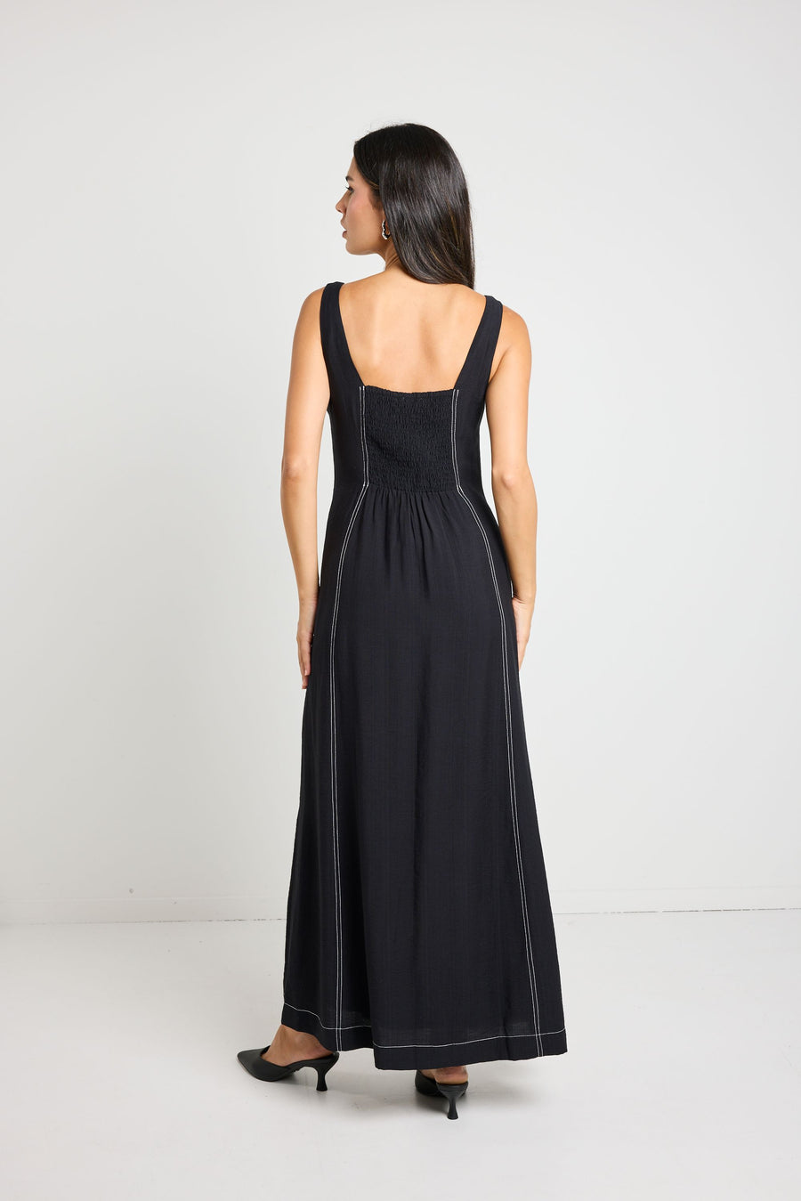 STORIES TO BE TOLD INDEX BLACK SLEEVELESS SQUARE NECK CONTRAST MAXI DRESS - BLACK - WILDROSE