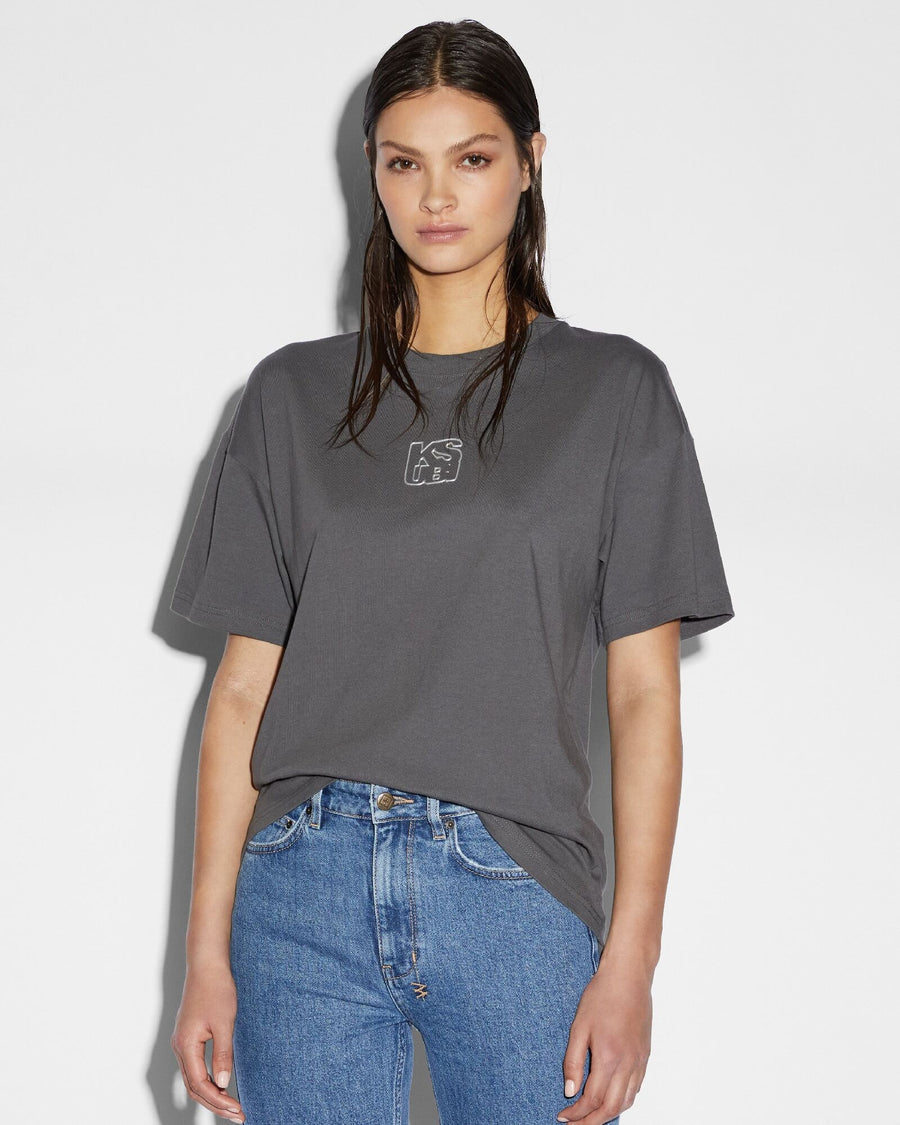 KSUBI STACKED OH G SS TEE - CHARCOAL - WILDROSE